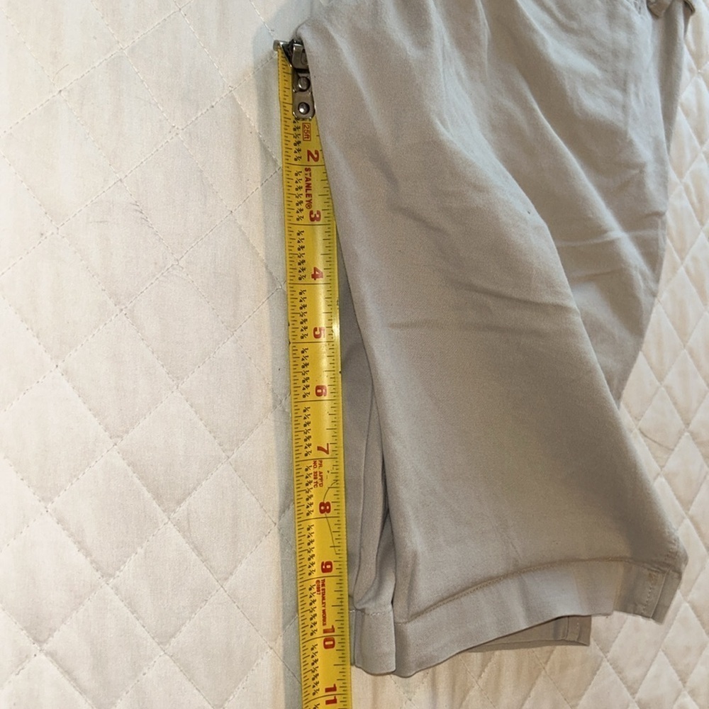 Gently used woman shorts size0 - Picture 5 of 5